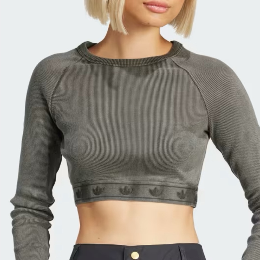 Adidas Grey ribbed Long Sleeve Crop tshirt